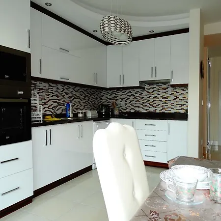 Yekta Atilim 3 Apartment Mahmutlar